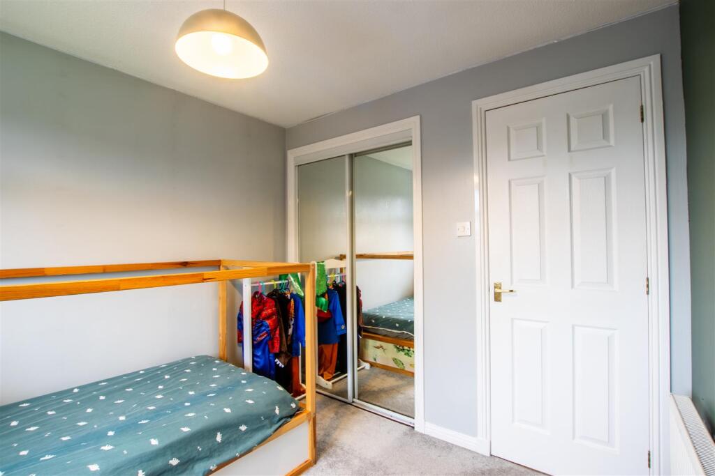 bedroom.4.jpg