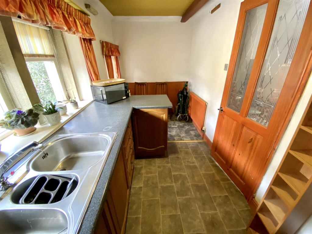 Bramleys Estate Agents - Kirby Row - Kirkheaton (7