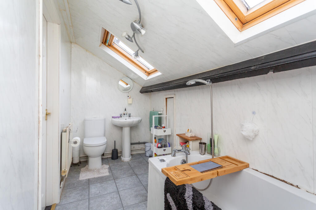 ensuite b