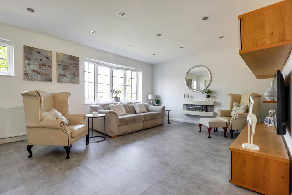 11- Rob Hammond EweMove Pontefract