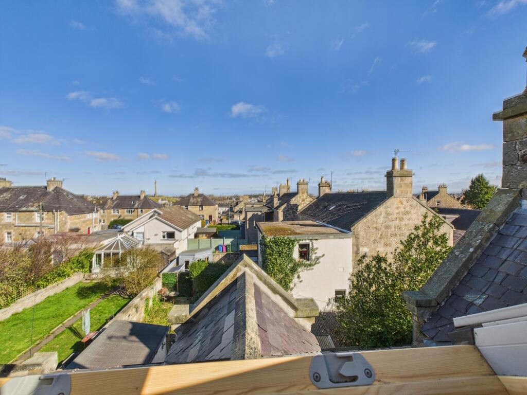 CAM03185G0-PR0090-STILL003