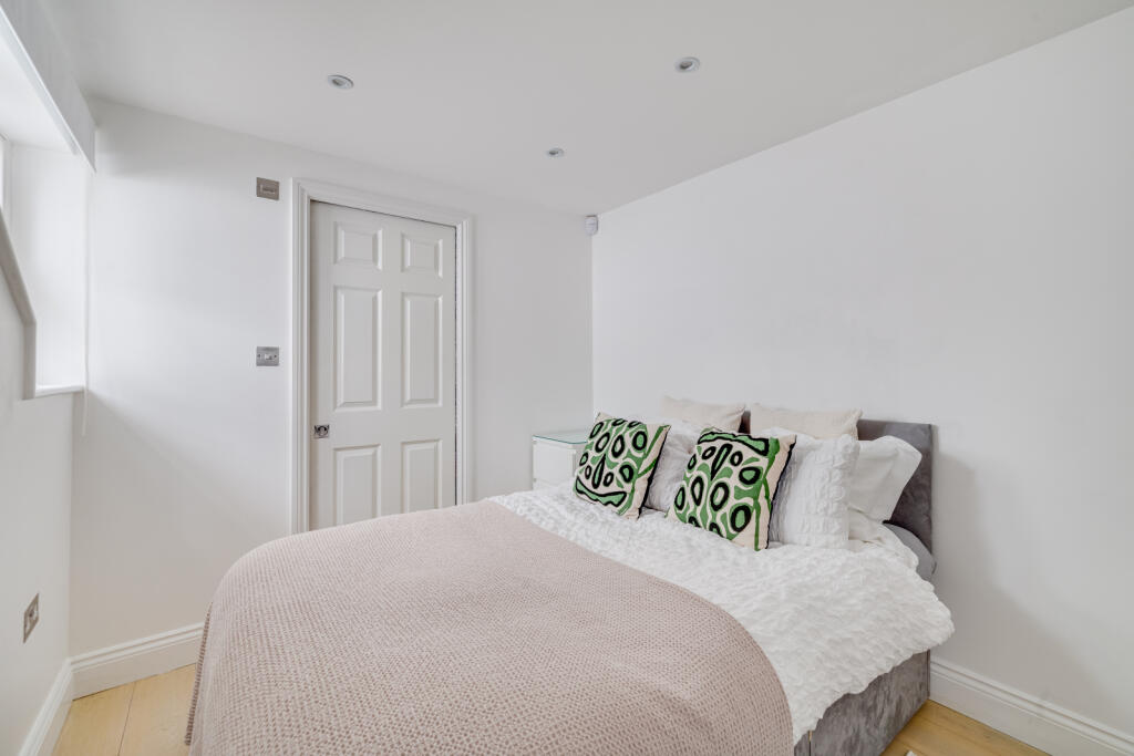 Guest Bedroom Ground