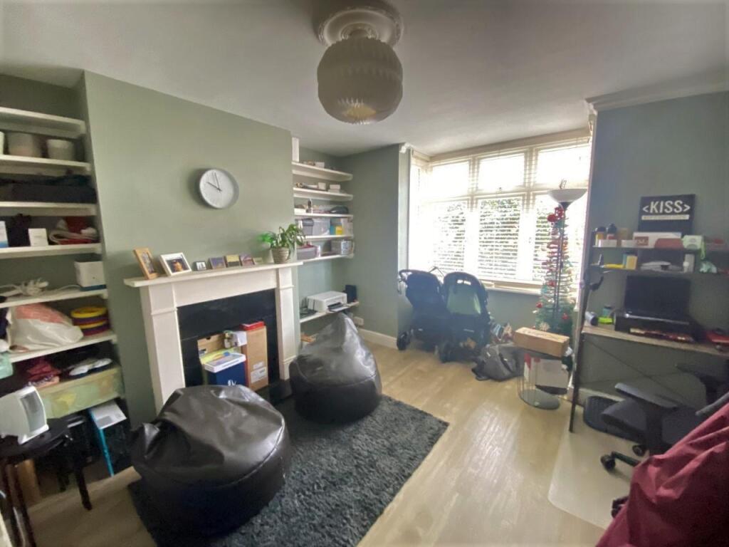 Office/Play Room/4th bed