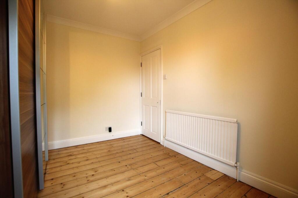 Bedroom 3 alt.JPG