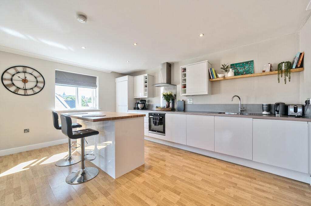 1289564-14-682709...