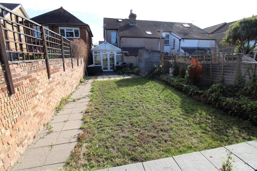Garden1.JPG