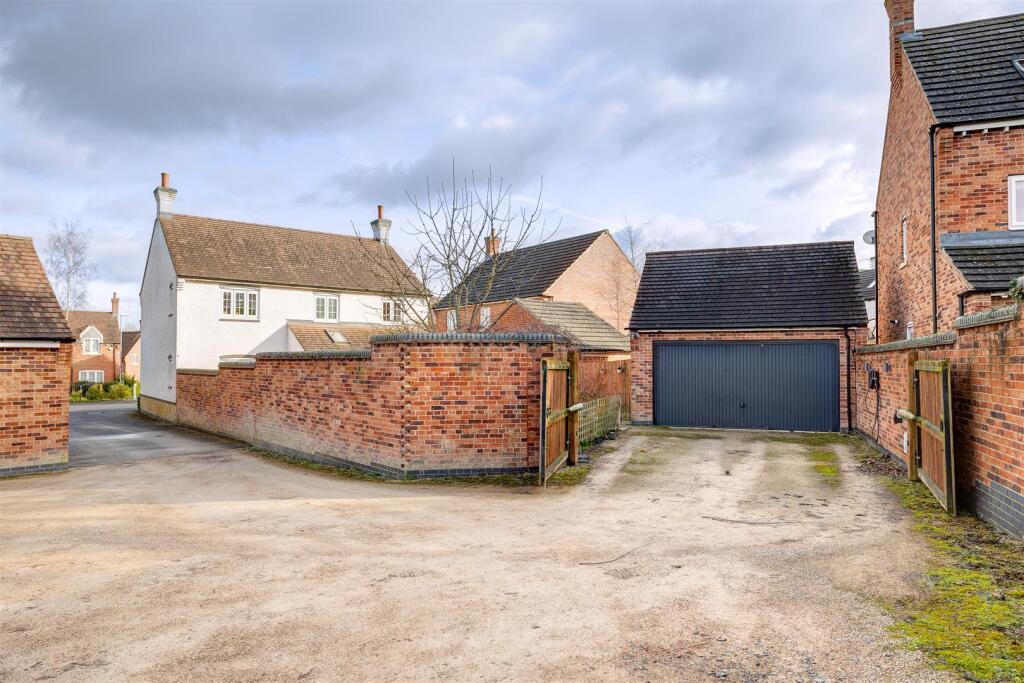 6 Pottery Lane, Lount
