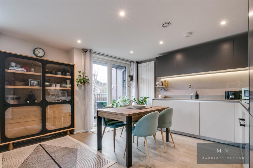 Chalkhurst Court 8 MV-14.jpg