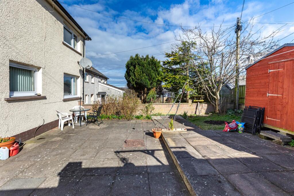 14 Eastfield Road Selkirk 41.JPG