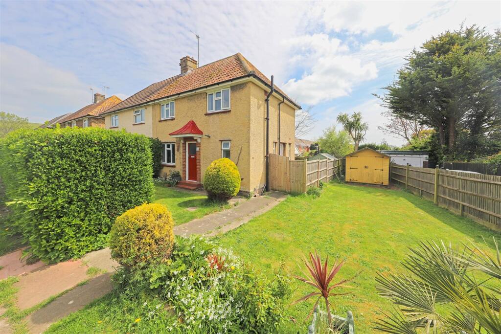 court farm rd front_.jpg