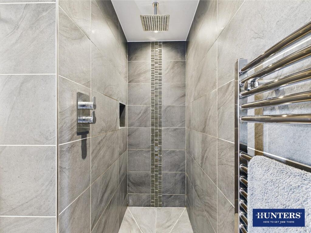 Master En-Suite