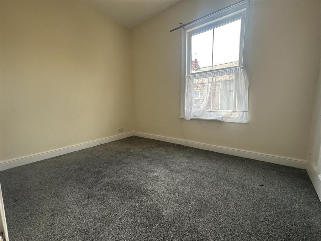 Bedroom 2.jpeg