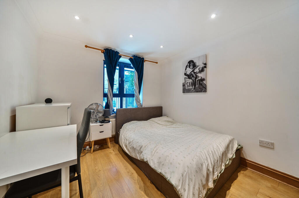 1316374-2-68667a5...