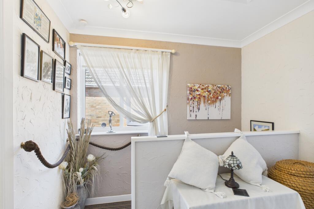 EweMove Spalding - St Andrews Road - Landing 