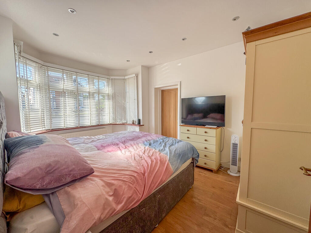 bed 1 1