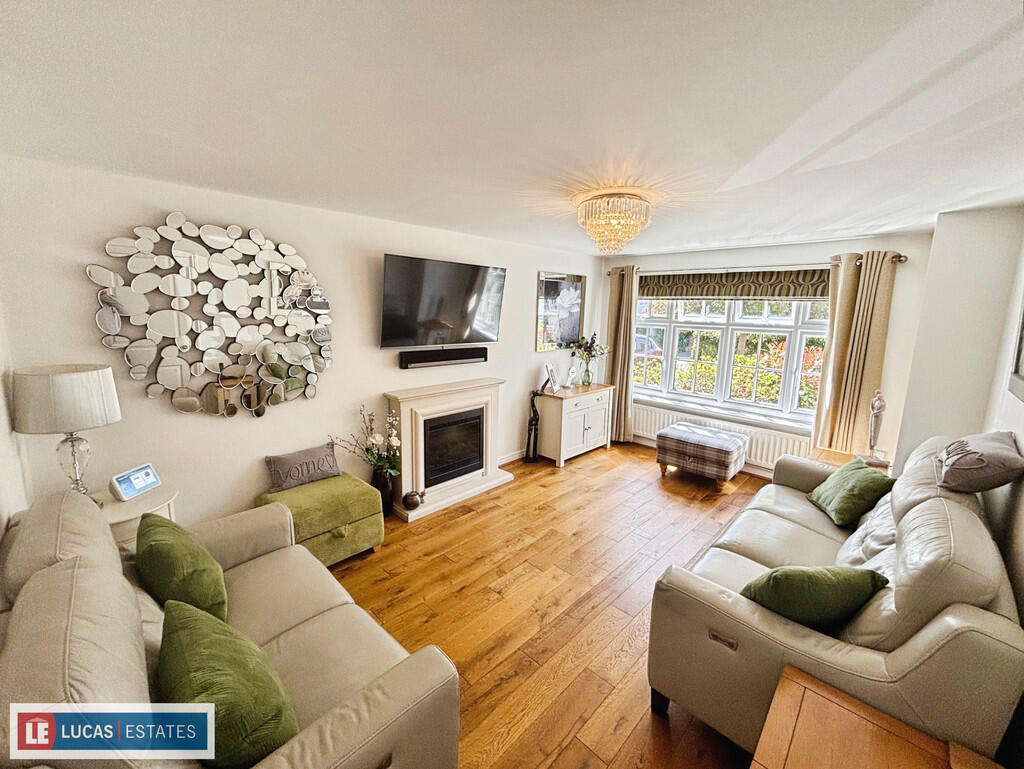 47fc6b19-42-4C8E-...