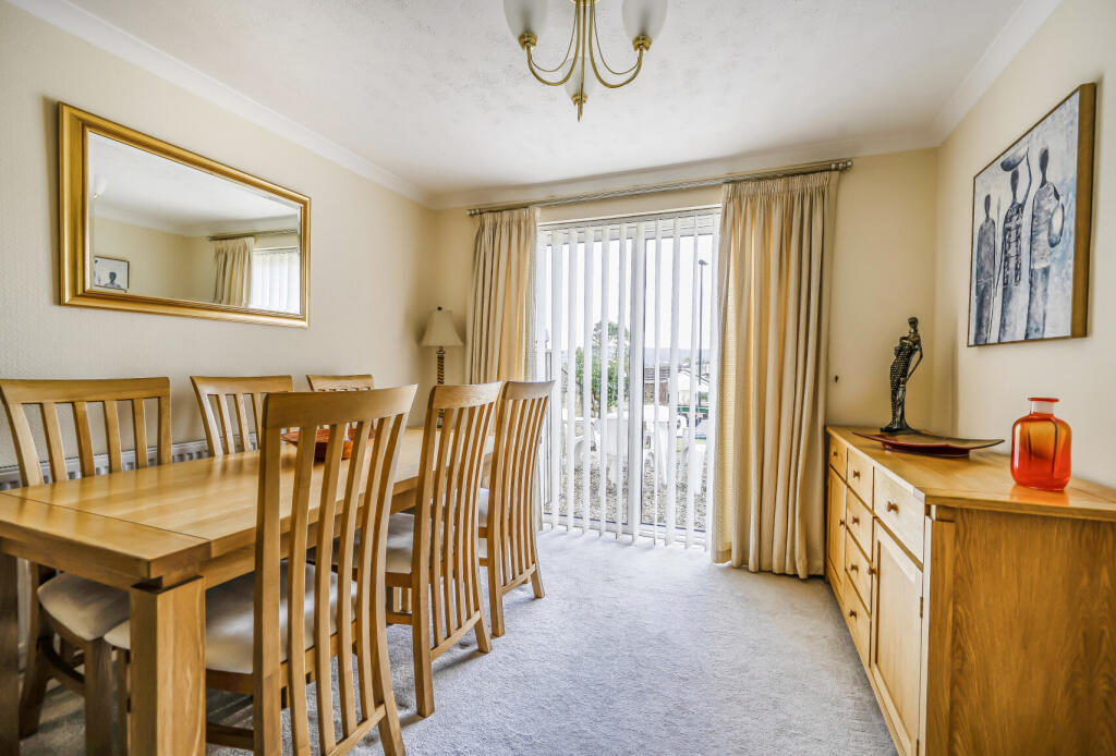 1345757-8-68b5b00...