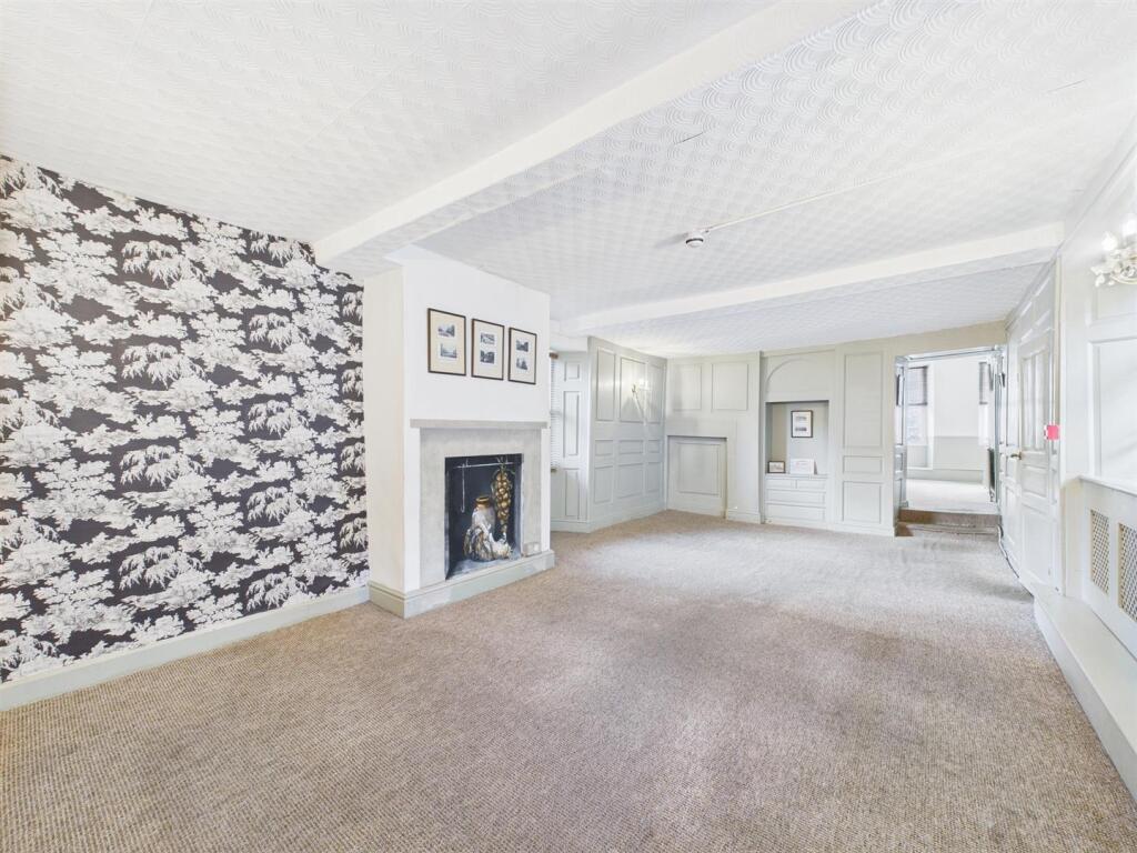 1st Floor Seating.jpg