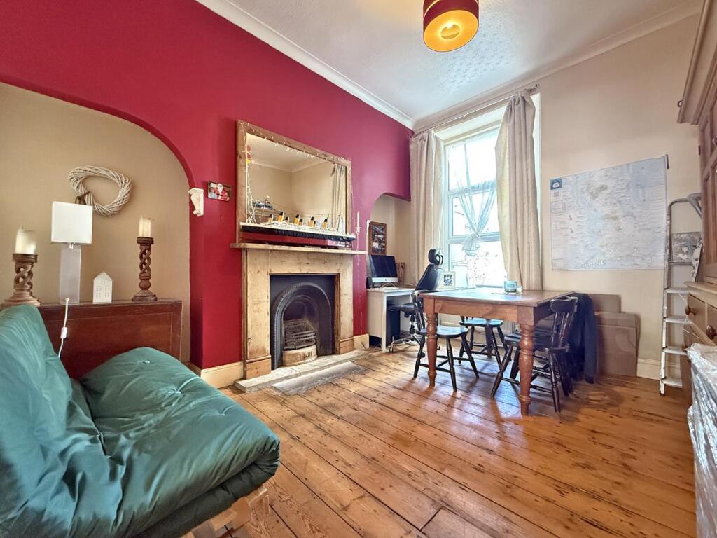 Palmerston Street 10 - Dining Room.jpg