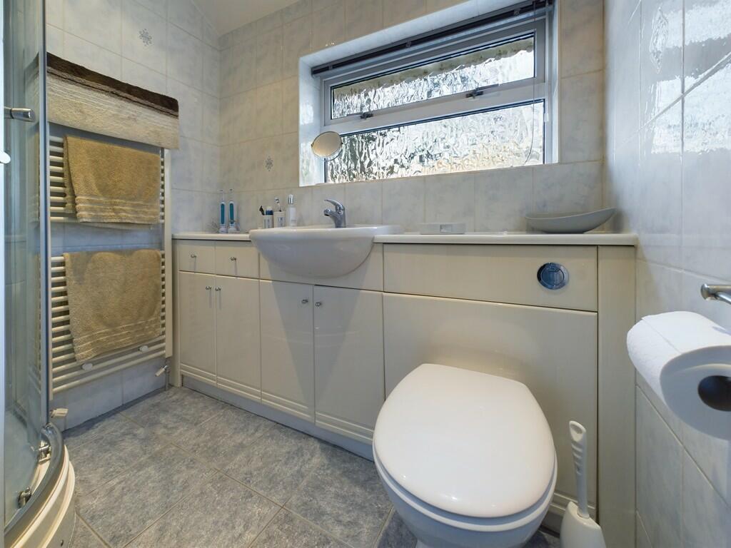 CAM02060G0-PR0269...