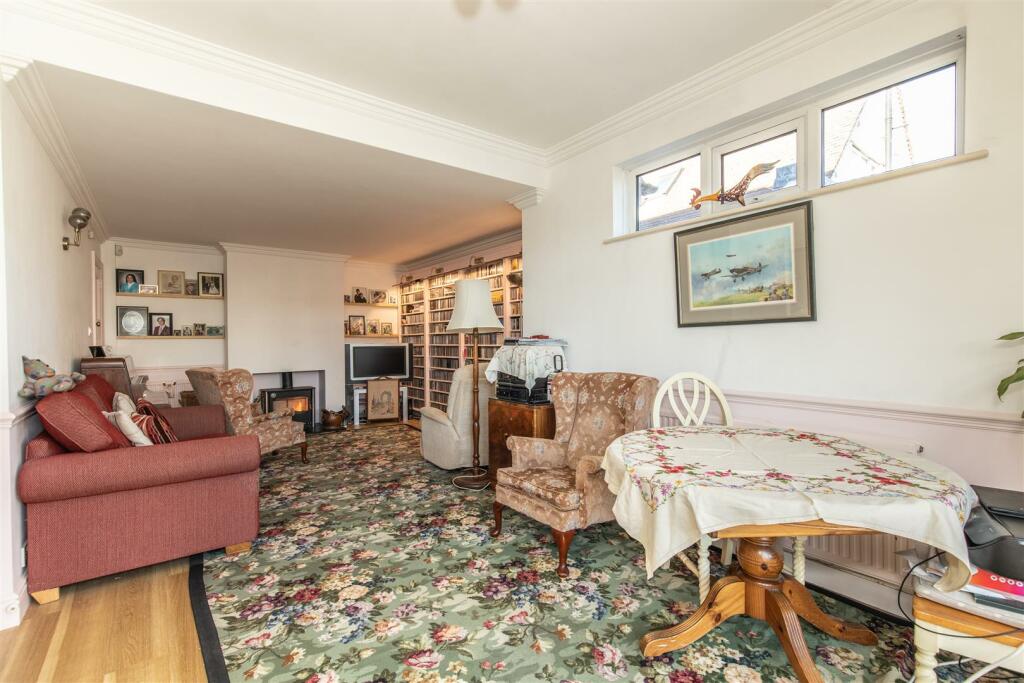2 Balcombe Avenue36.jpg