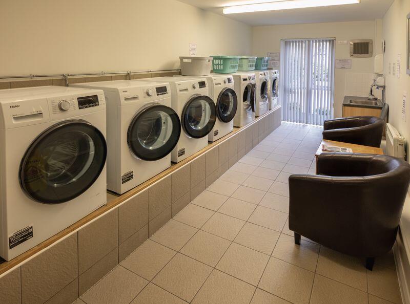 COMMUNAL LAUNDRY ROOM