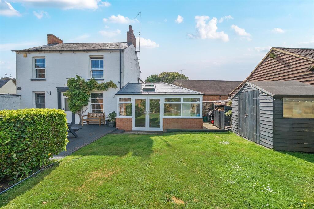 Rose Cottage, Browns Yard, Towcester (11).jpg