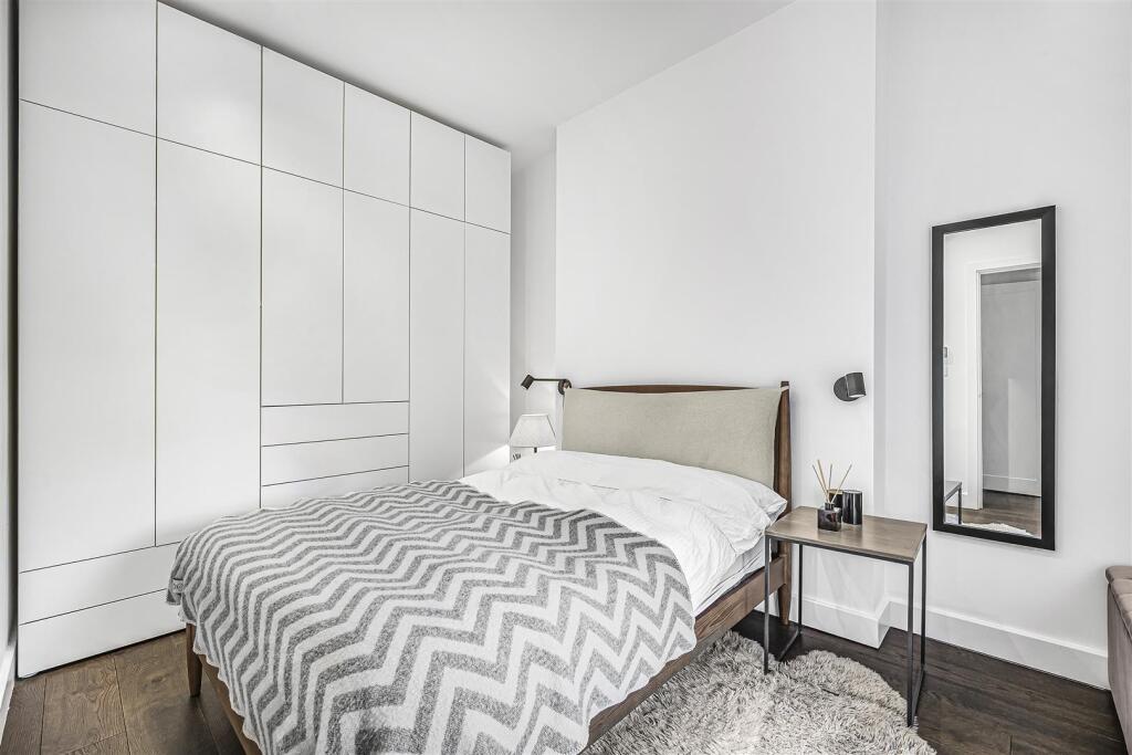 BEDROOM1a.jpg