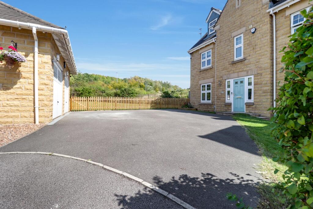 38- Rob Hammond EweMove Pontefract