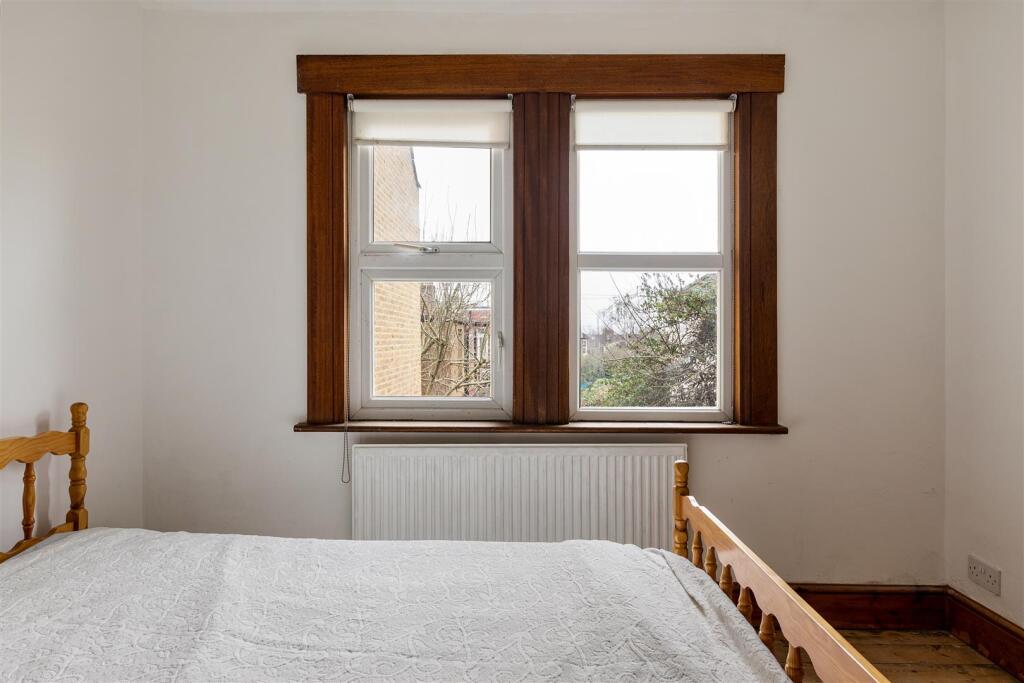 Browning Road E11