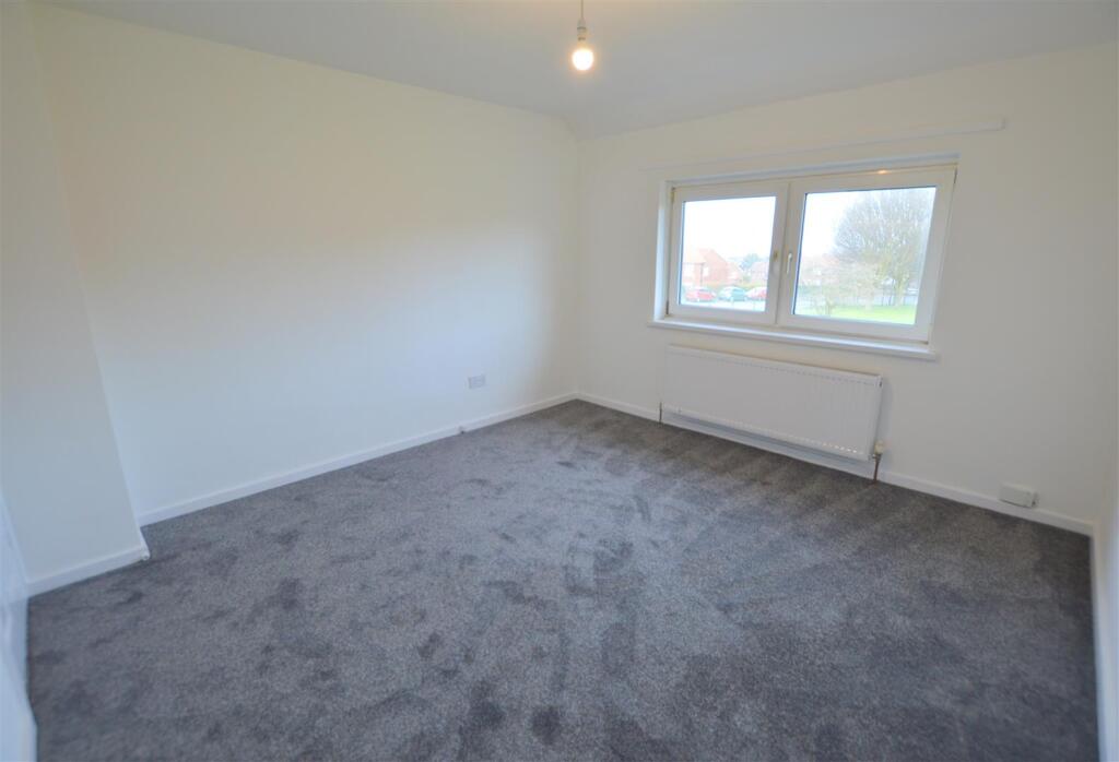 7 Bromford Road Bedroom 1.JPG