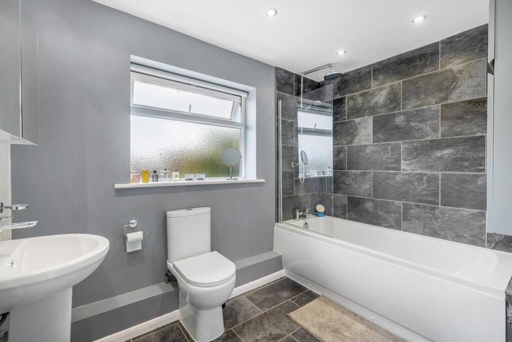 2 Rudgard Avenue (Cherry Willingham)-26