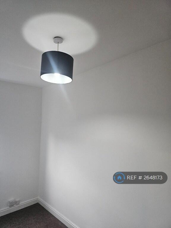 2nd Bedroom Light