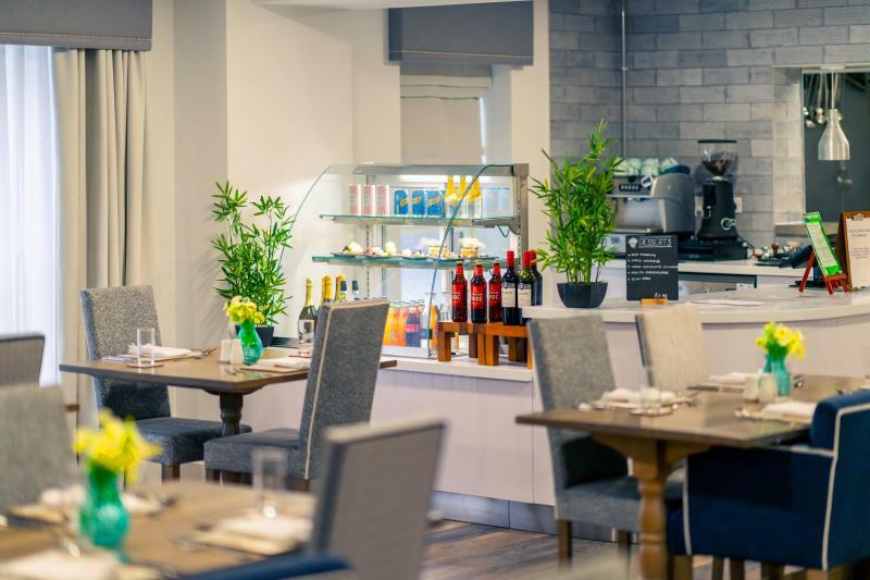 Bistro serving freshly prepared meals