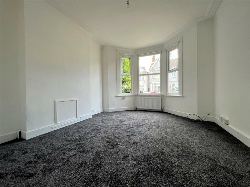 Bedroom.jpg