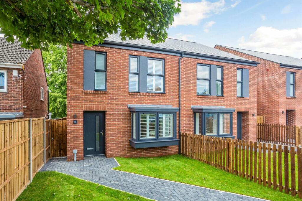 74110_82 Haywards Road  (3)_low.jpg