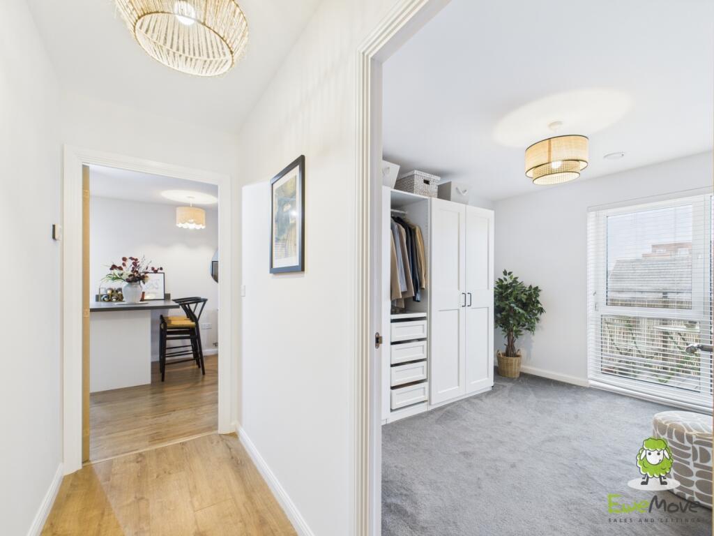 EweMove Estate Agents Basingstoke - Leander Court 