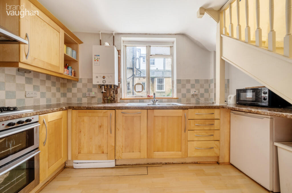 b45975e5-4469-4f9...