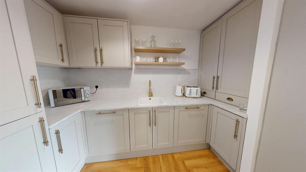 Breakfast Kitchen