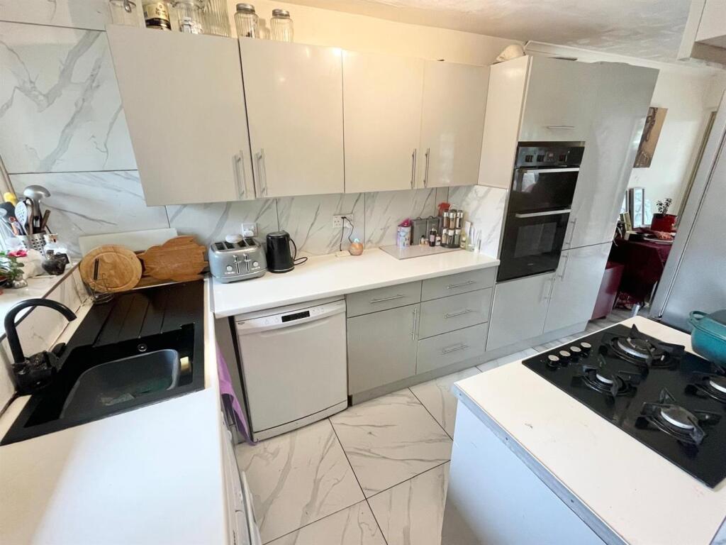 Kitchen.jpeg