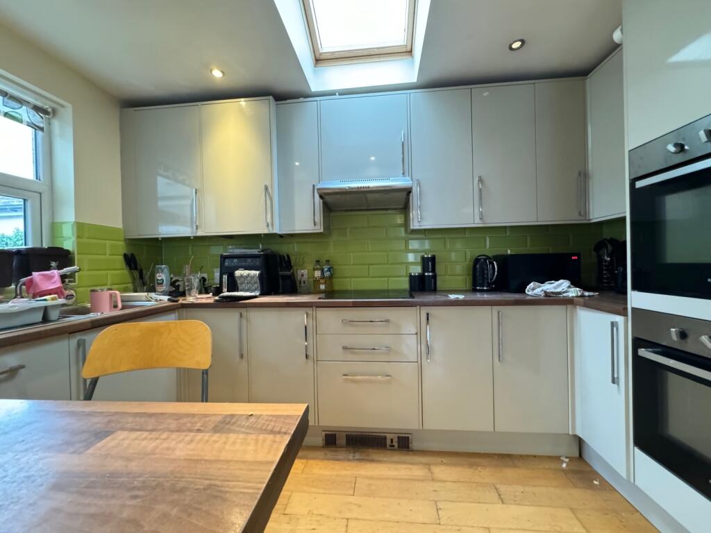 Inspection 28A Llandough Street Cardiff (8)