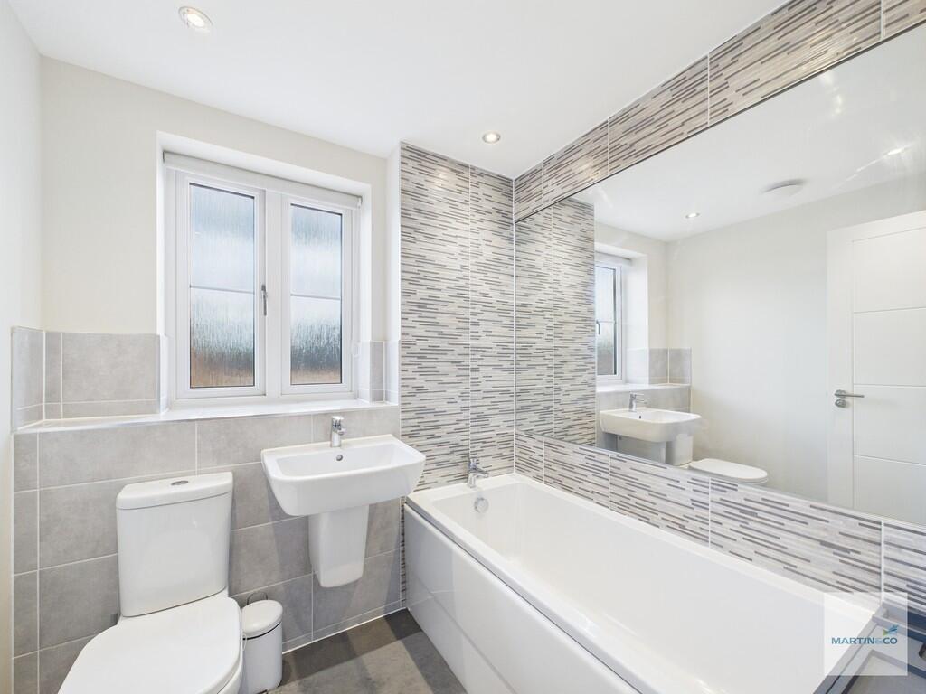 CAM03394G0-PR0333...