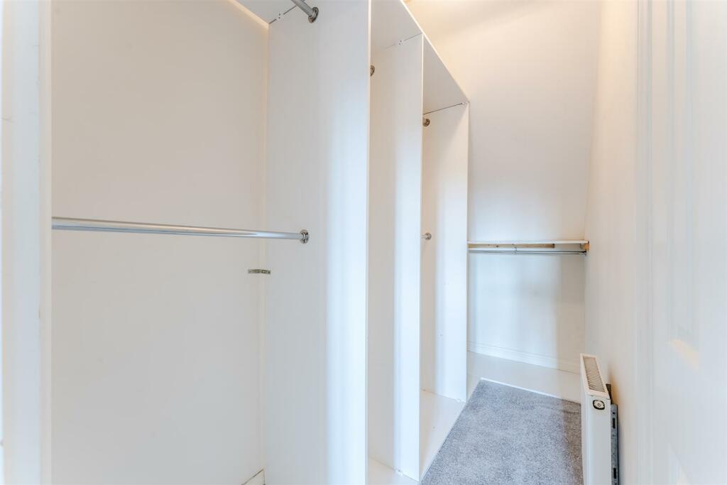 Walk-In Wardrobe