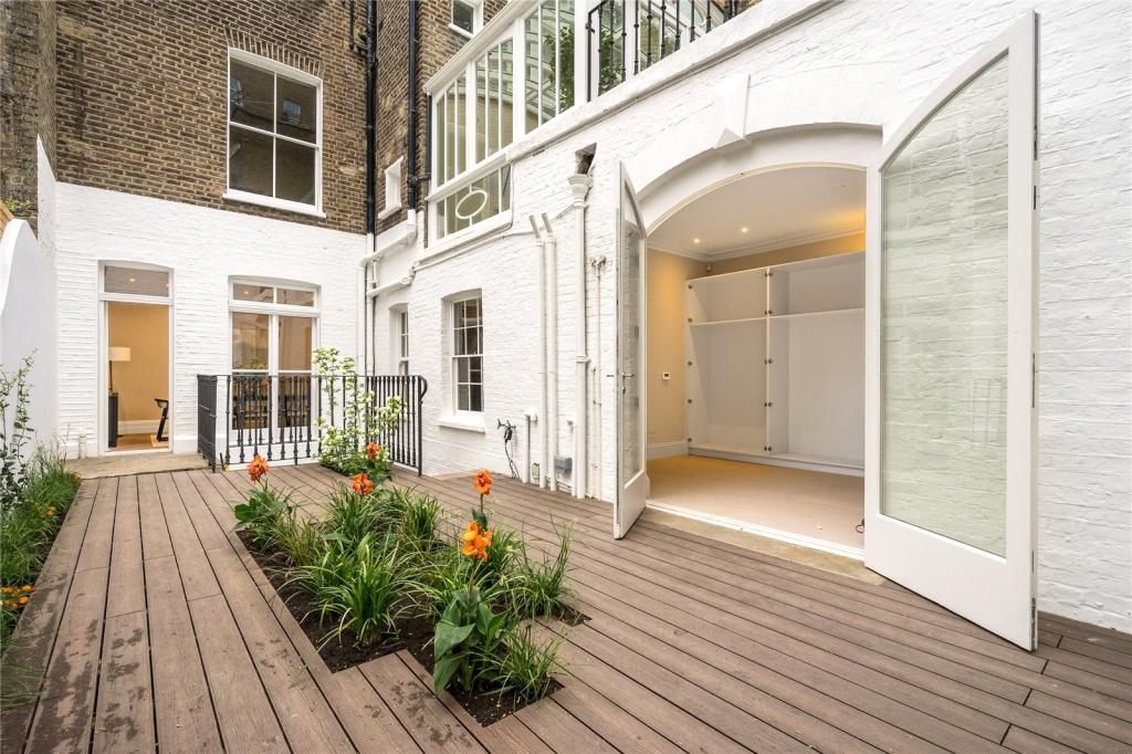 Decked Garden