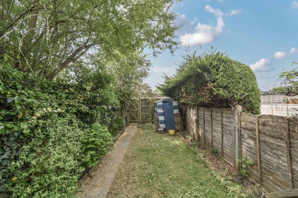 1284419-10-682afa...