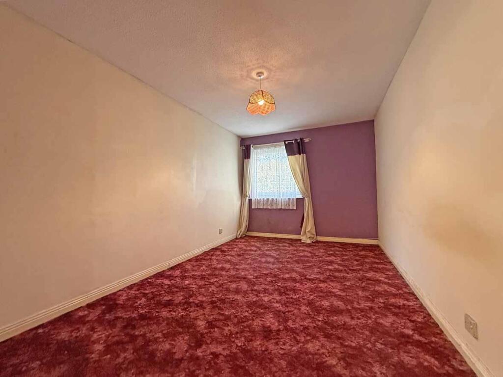 Granby Way 281 - Bed 1.jpg