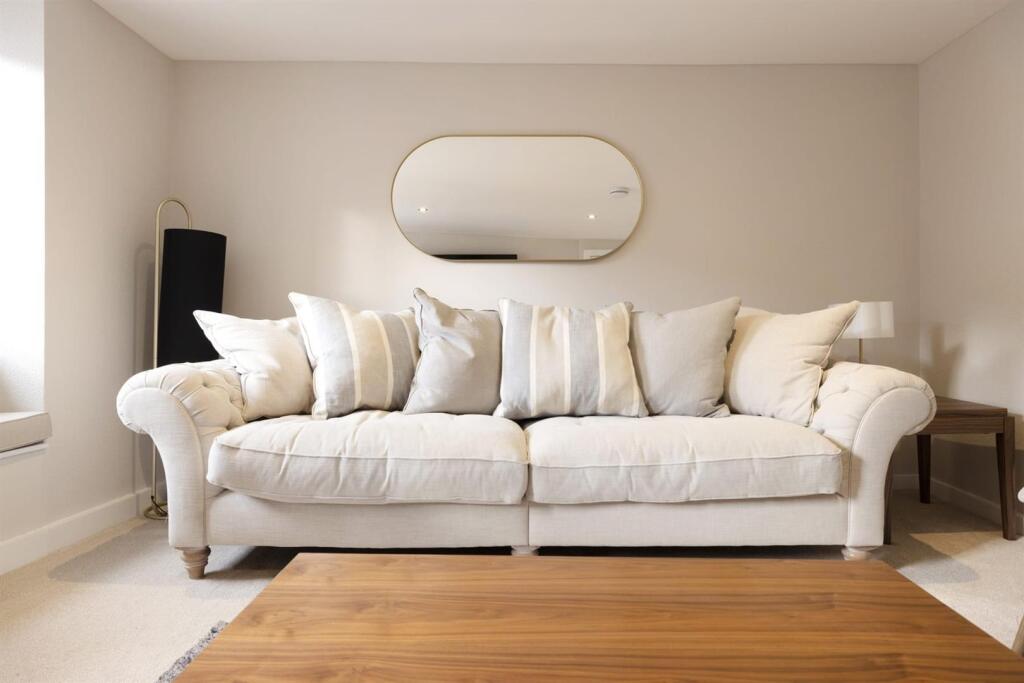 a33b14d4-f2c1-487f-bdca-da10b9347ccc 2.JPG