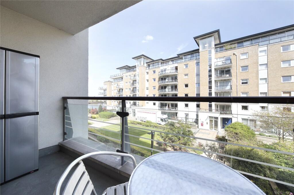 property in Bluewater House, 
Smugglers Way, SW18