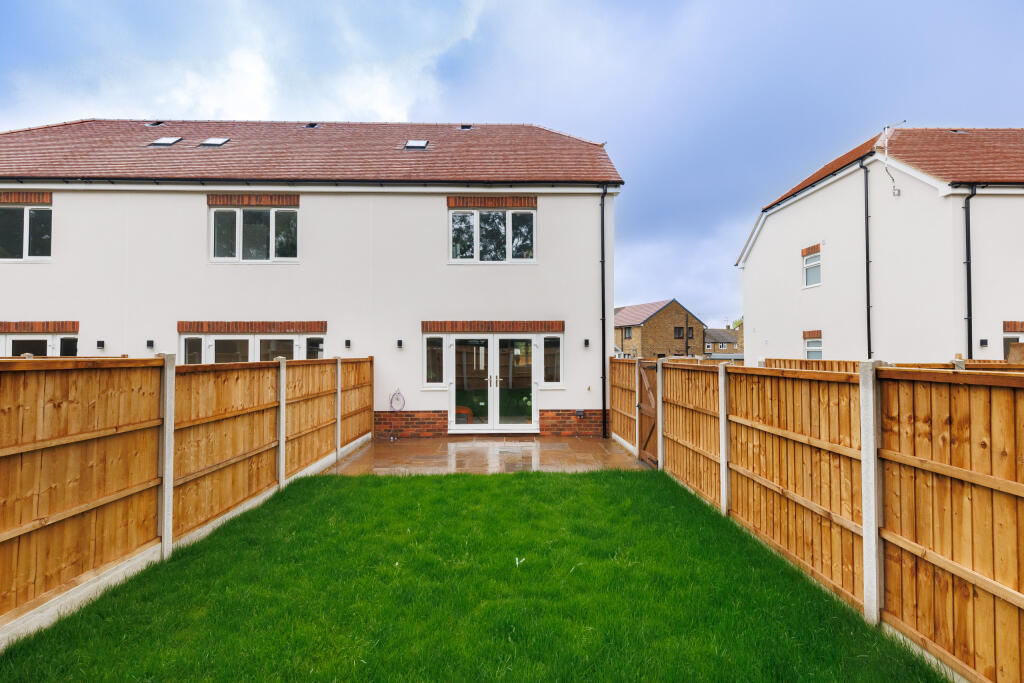 3 Eastwoodbury Lane (8)