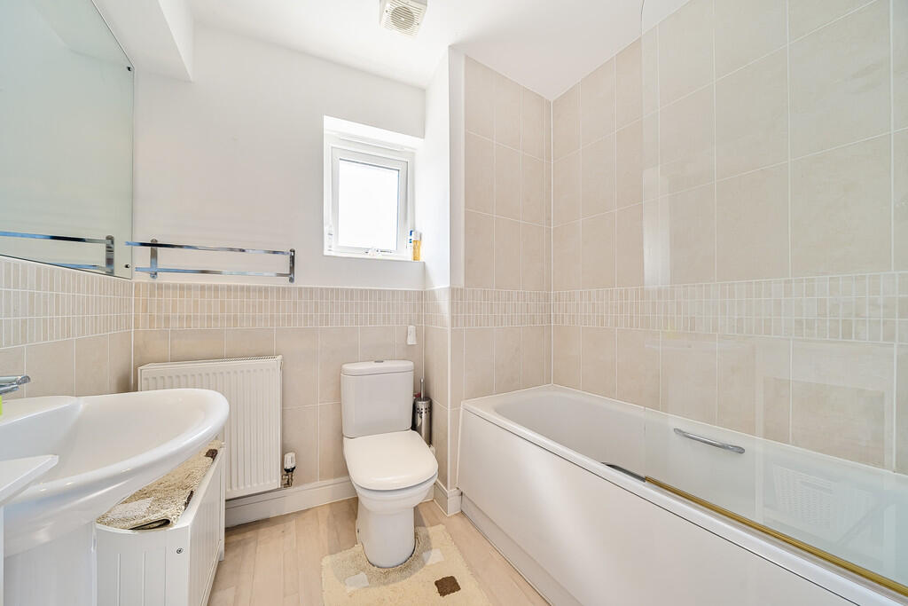 1295323-11-682e0f...